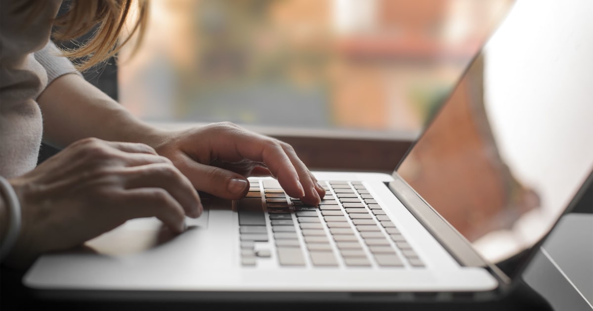 30 Resume Objective Examples for Multiple Jobs and Industries | Fairygodboss