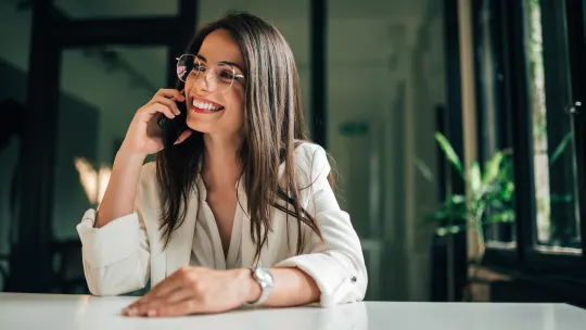 6 Confidence Hacks That Helped Me Go From Earning $75K to $500K a Year