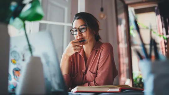 woman working from her home