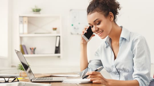 woman on the phone 