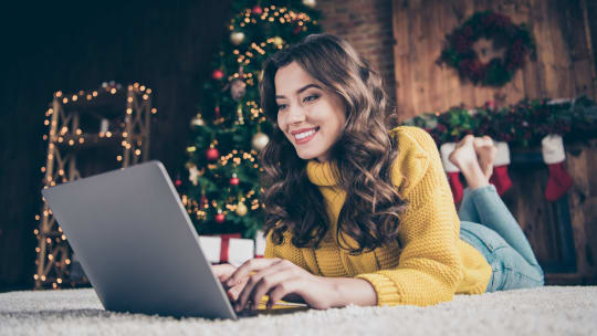Women decorating the office
