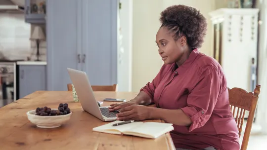 woman on laptop