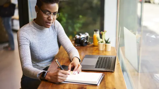 Woman on laptop