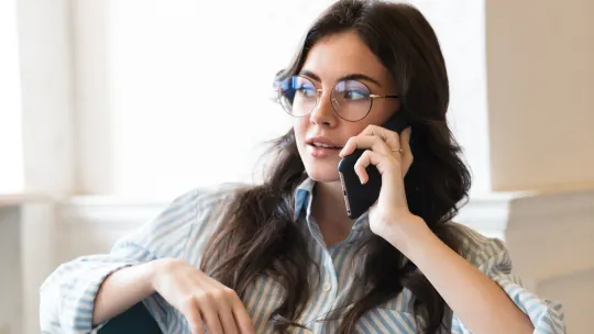8 Phrases You Don't Realize Are Making You Sound Weak at Work