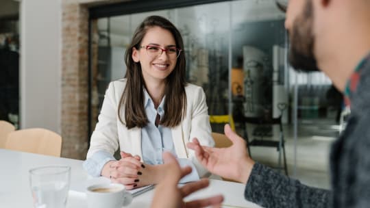 Pregnant woman in job interview