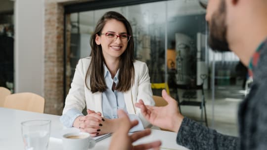 Pregnant woman in job interview