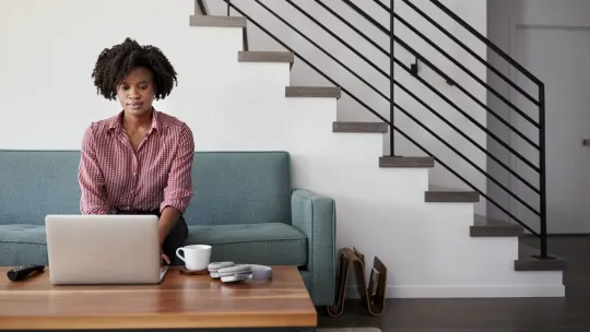 How to Find Recruiters On LinkedIn: 8 Easy Ways