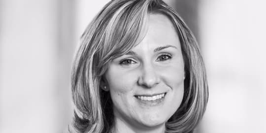 Amanda, a financial consultant at Fidelity