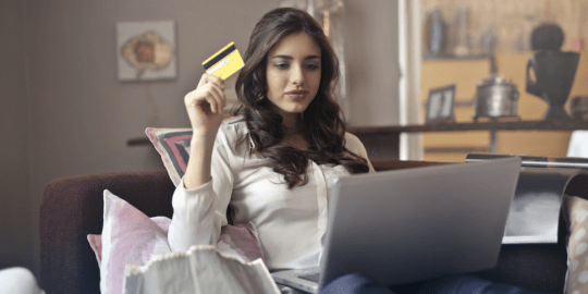 woman with credit card