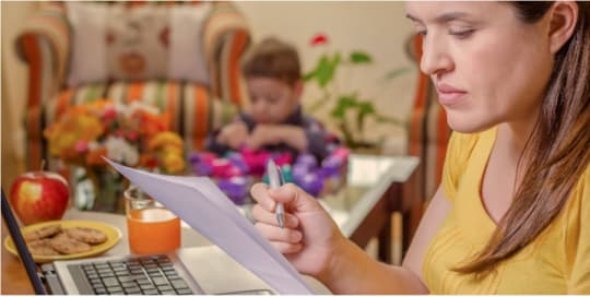 mother writing resume