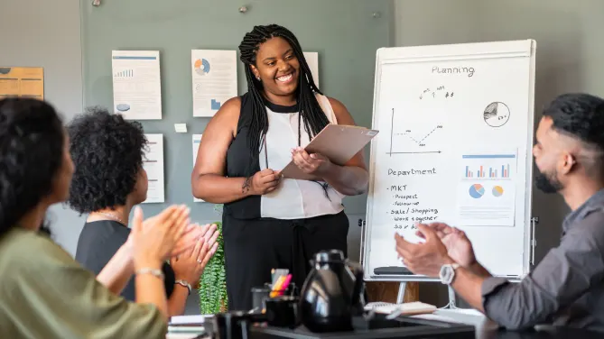 I’m a Confidence Expert — This is How I Help My Clients Fix the Most Common Presence Mistake I See