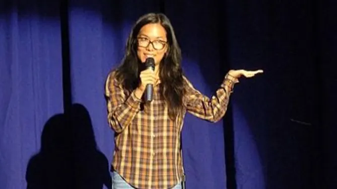  Ali Wong