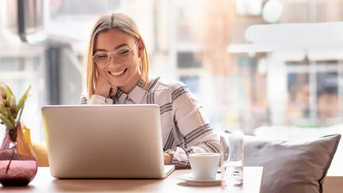 Woman working in a cafe