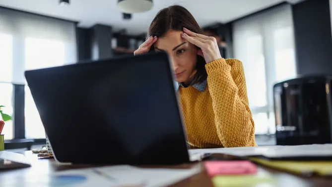 The Psychological Reason Abusive Bosses Act Nice After Being Mean