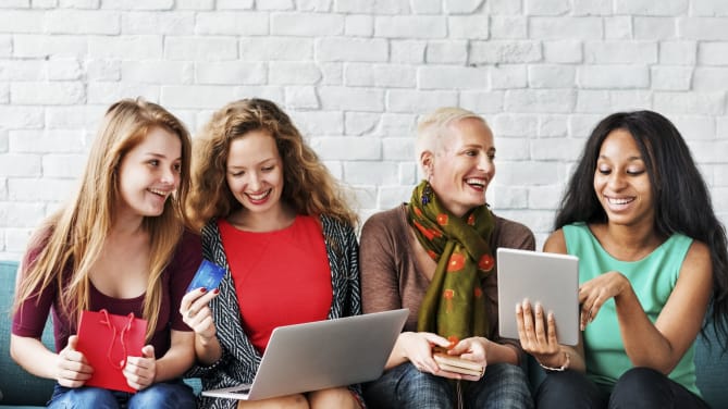 Women on Computer