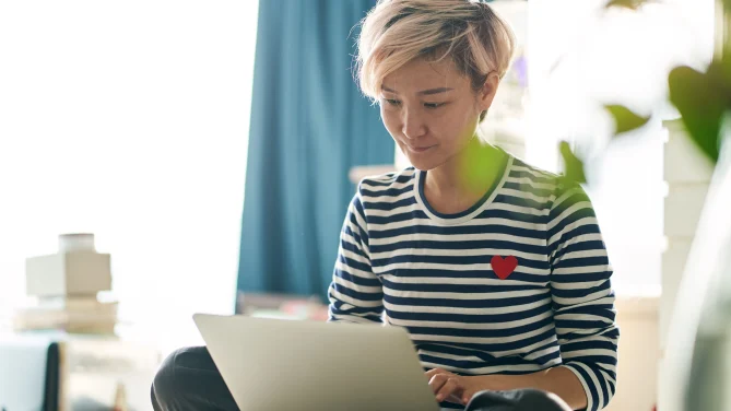 Woman on laptop
