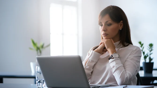 6 Signs Your Company Doesn’t Align With Your Values (and It’s Time to Look for a New Role)