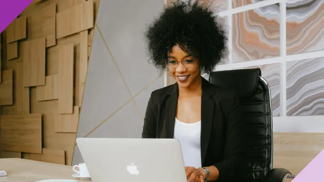 Professional on a computer, illustrating how to use ChatGPT to write a resume