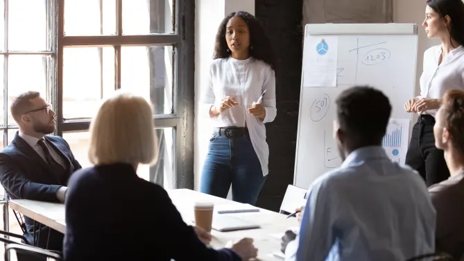 HR manager informing employees about drug-free workplace policy