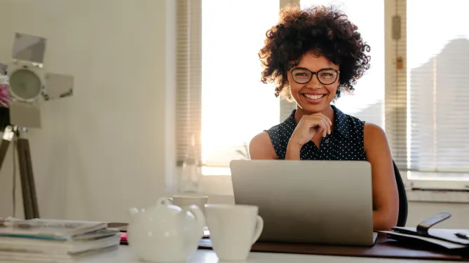 In 2021, the Job Market’s on Your Side — 5 Ways to Take Advantage of It, From a Career Coach
