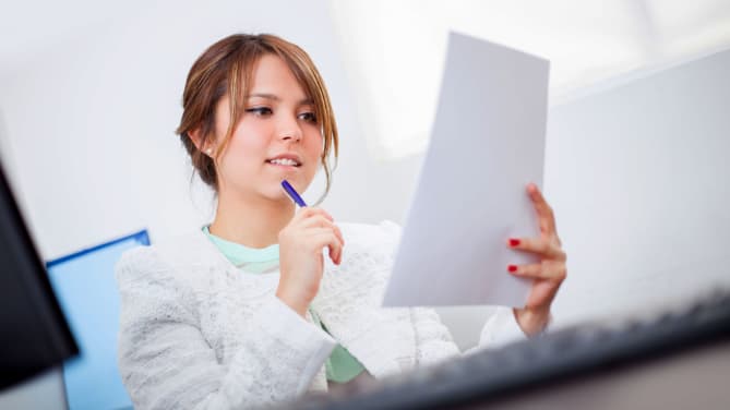 woman reading at-will contract