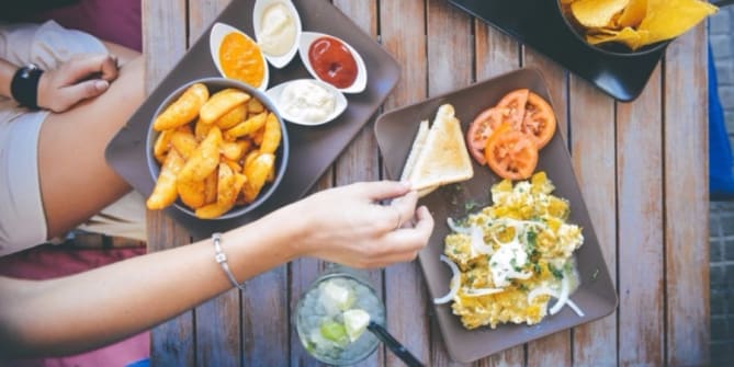 Food table and hand