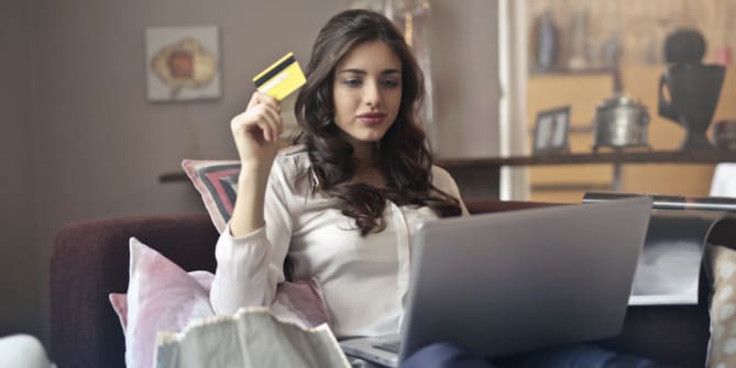 woman with credit card