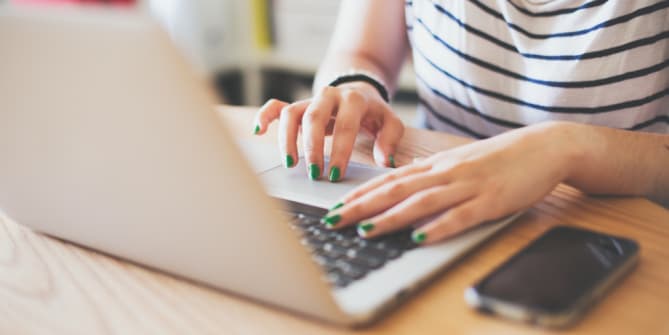 woman doing taxes