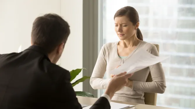 6 Signs Your Boss is Afraid of You