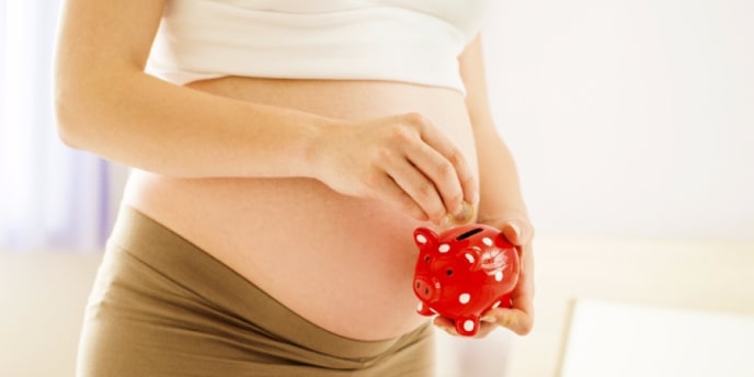 pregnant woman concerned about finances