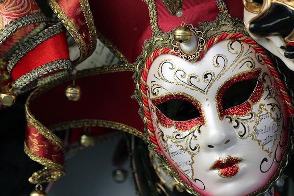 masquerade christmas party outfit