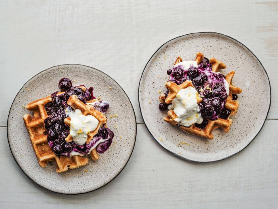 25 Mouthwatering Breakfast Ideas for Work | Fairygodboss